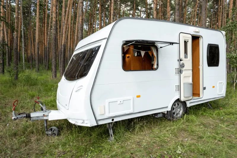 Können Off-road-Wohnwagen mit Standard-Pkw gezogen werden?