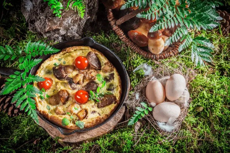 How to Make a Vegetable and Cheese Omelette in a Cast Iron Pan?