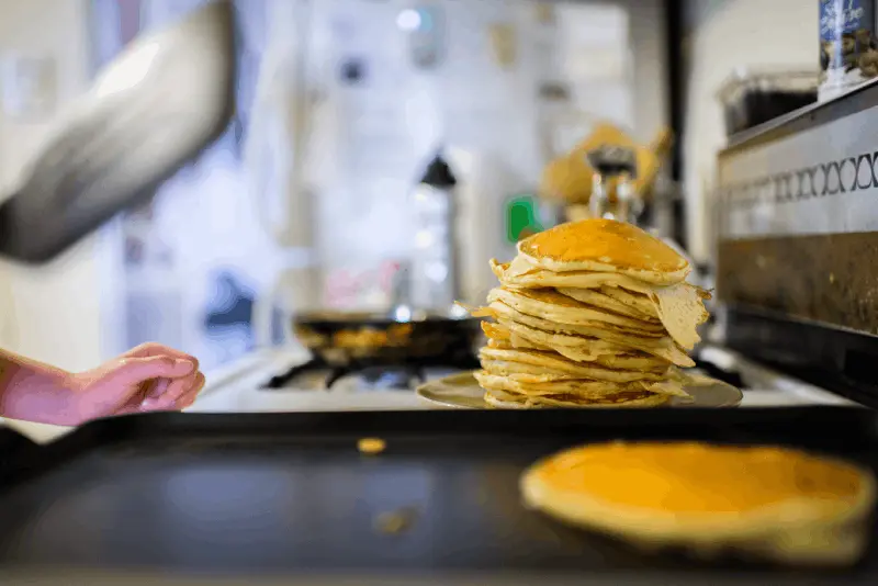 Är det möjligt att göra pannkakor i en husvagn? Tips för att göra pannkakor i husvagn