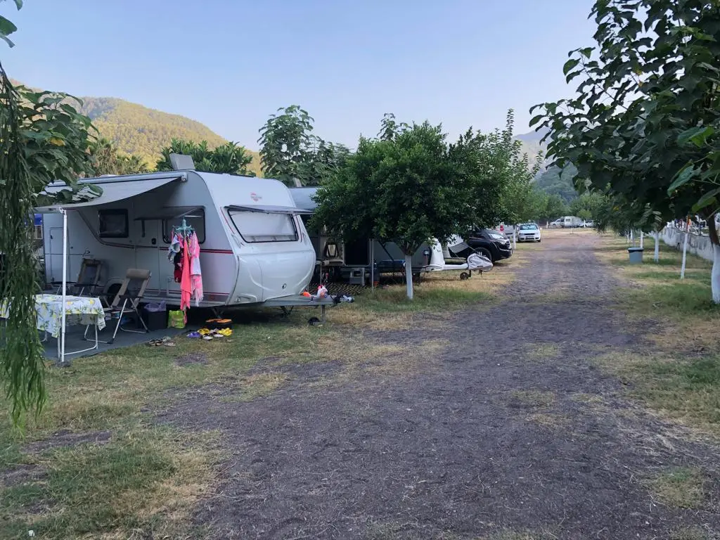 Ekincik Pavlonya Karavan og Telt Camping