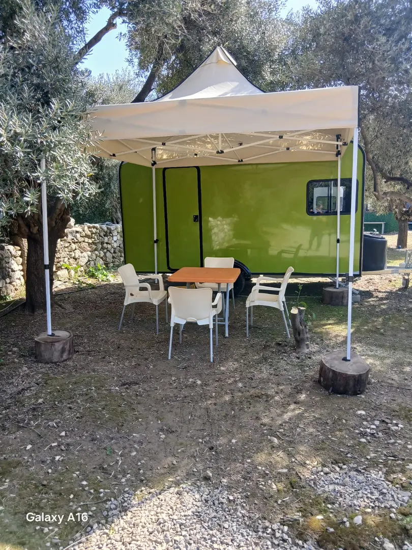 Defne Karavan Kıslama