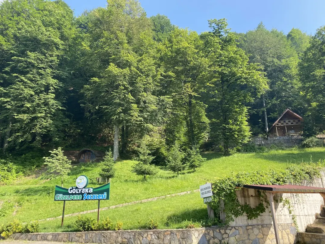Güzeldere Wasserfall Naturpark — Düzce — küçük resim 5