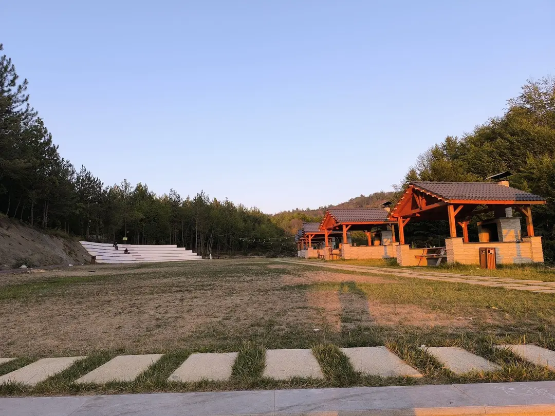 Sarıkaya Camping and Recreation Area — Düzce — küçük resim 3