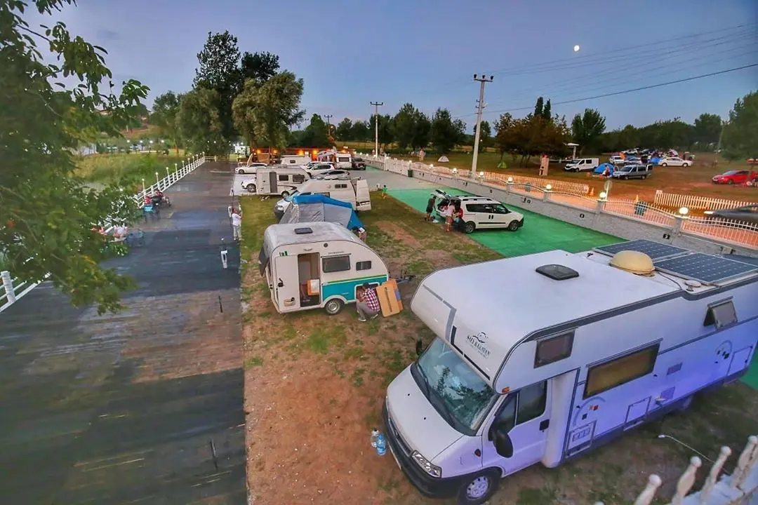 POYRAZLAR CARAVAN CAMPİNG — Sakarya — küçük resim 2