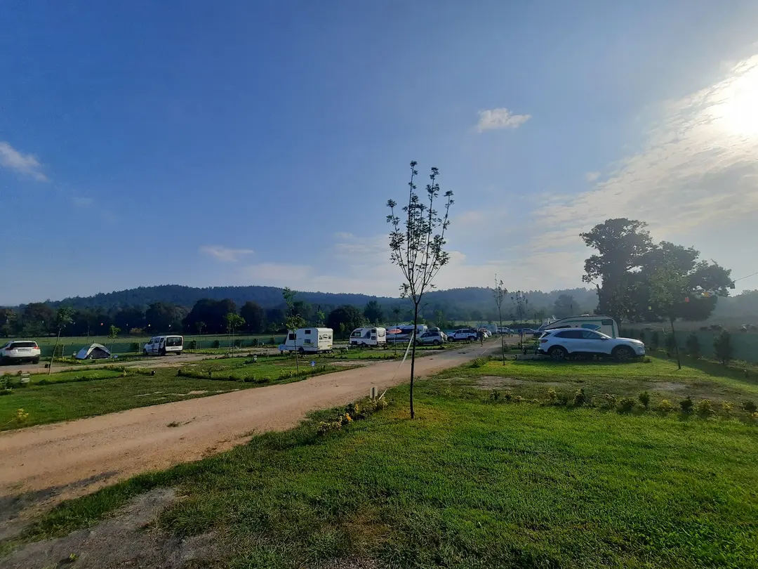 Forest Lake Caravan Camping — Sakarya — küçük resim 5