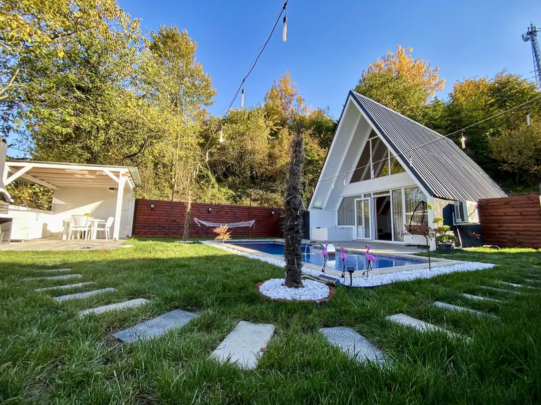 Nut Garden Bungalov