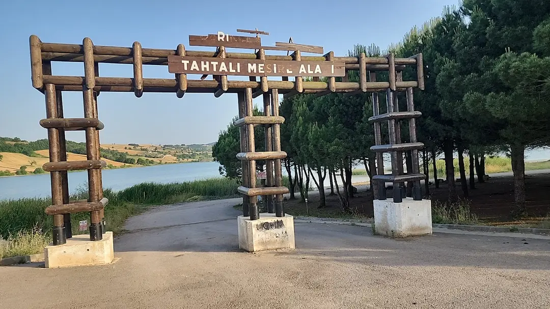 Tahtalı Göllet Camping Area — Kocaeli — küçük resim 3