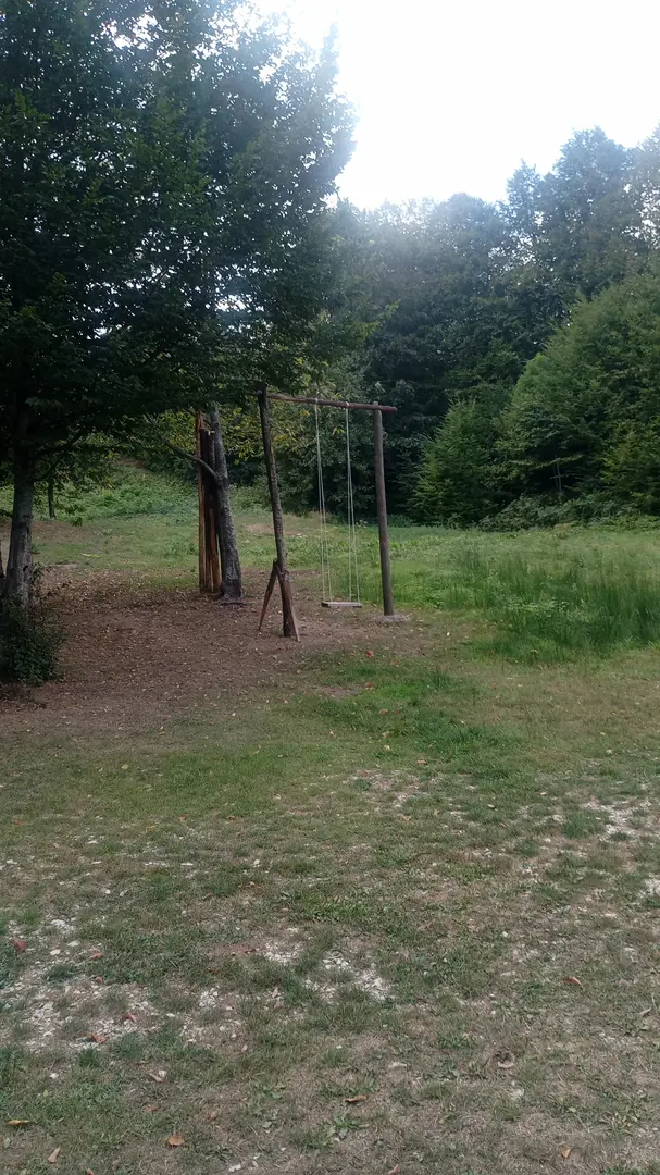 Sakin kamp ve piknik alanı