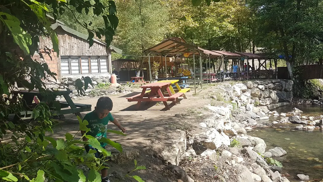 Beşkayalar Camping — Kocaeli — küçük resim 2