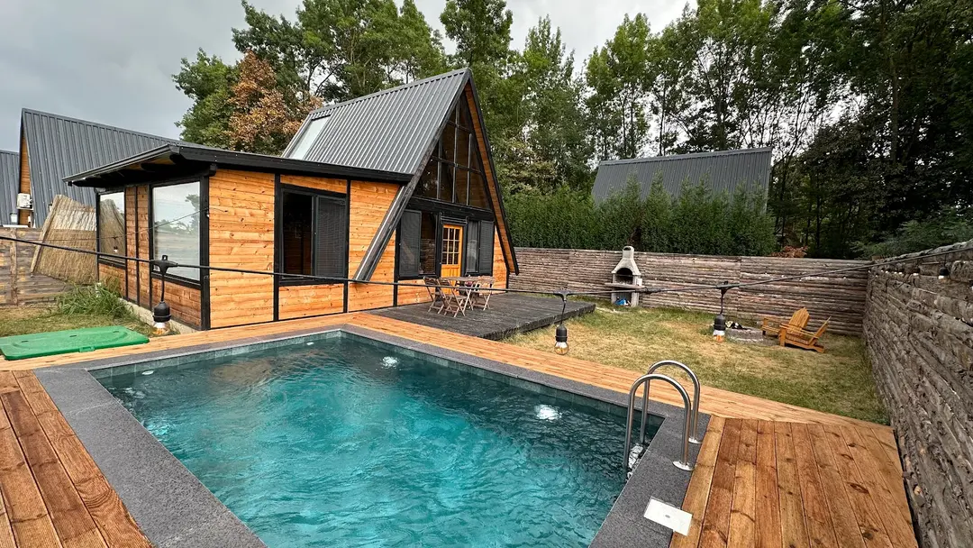 Pentalow Cabin
