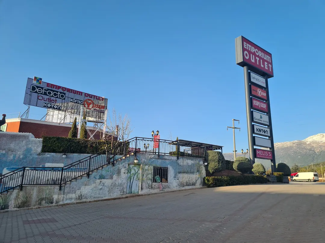 Tavas