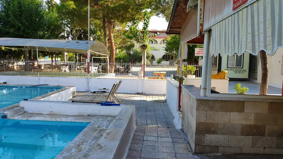 Kurhaus Arslan Camping (Pansion-Havuz-Piknik-Kamping)