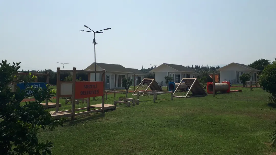 Mezitli belediyesi mutlu yaşam köyü — Mersin — küçük resim 3