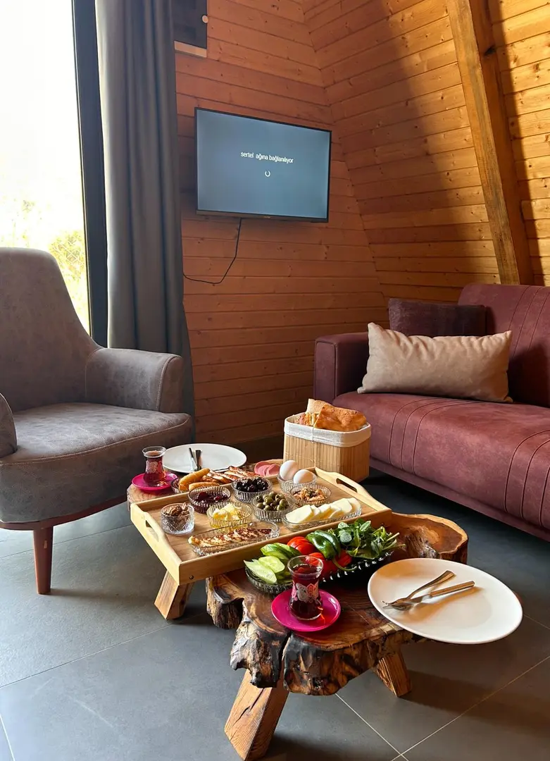 Bonnie Bungalove — Hatay — küçük resim 4