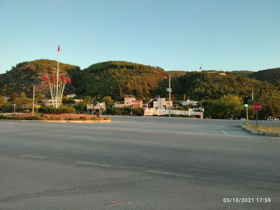 Karacalar Kavşağı