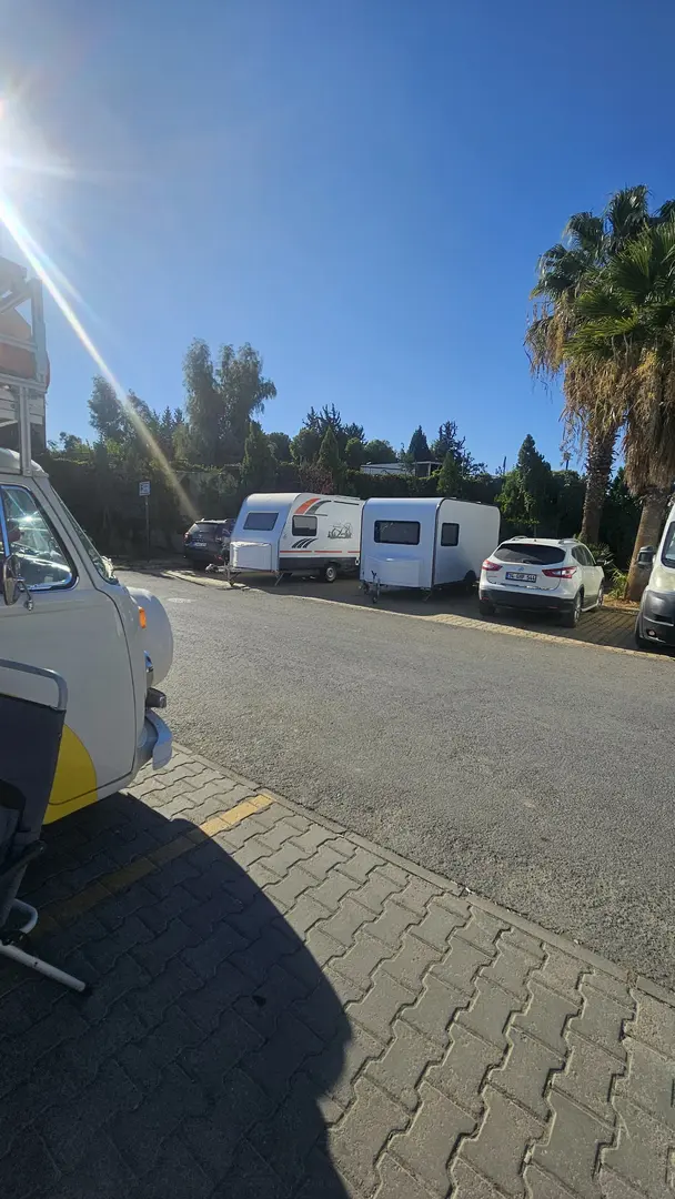 Piazza Caravan Parking — Şanlıurfa — küçük resim 4