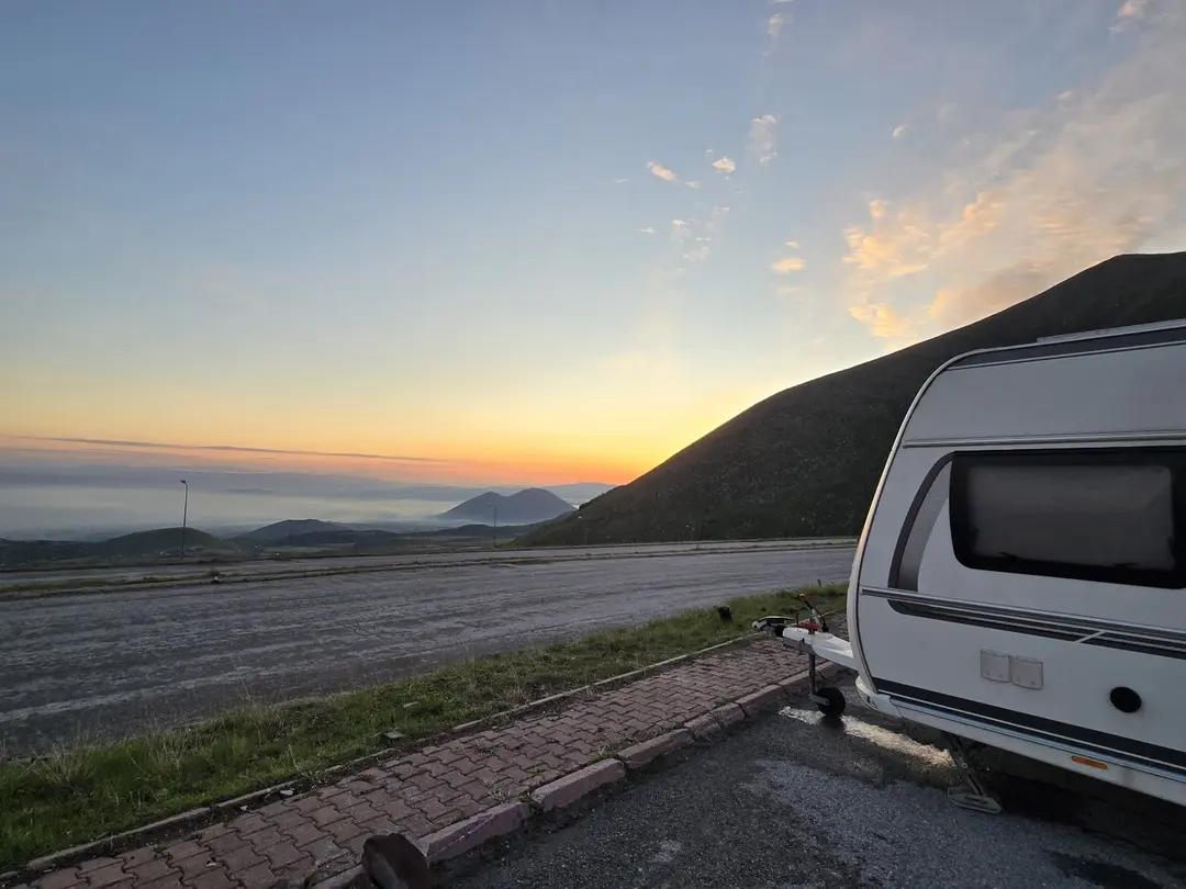 Erciyes Hacılar Kapı Gondol Camping — Kayseri — küçük resim 2