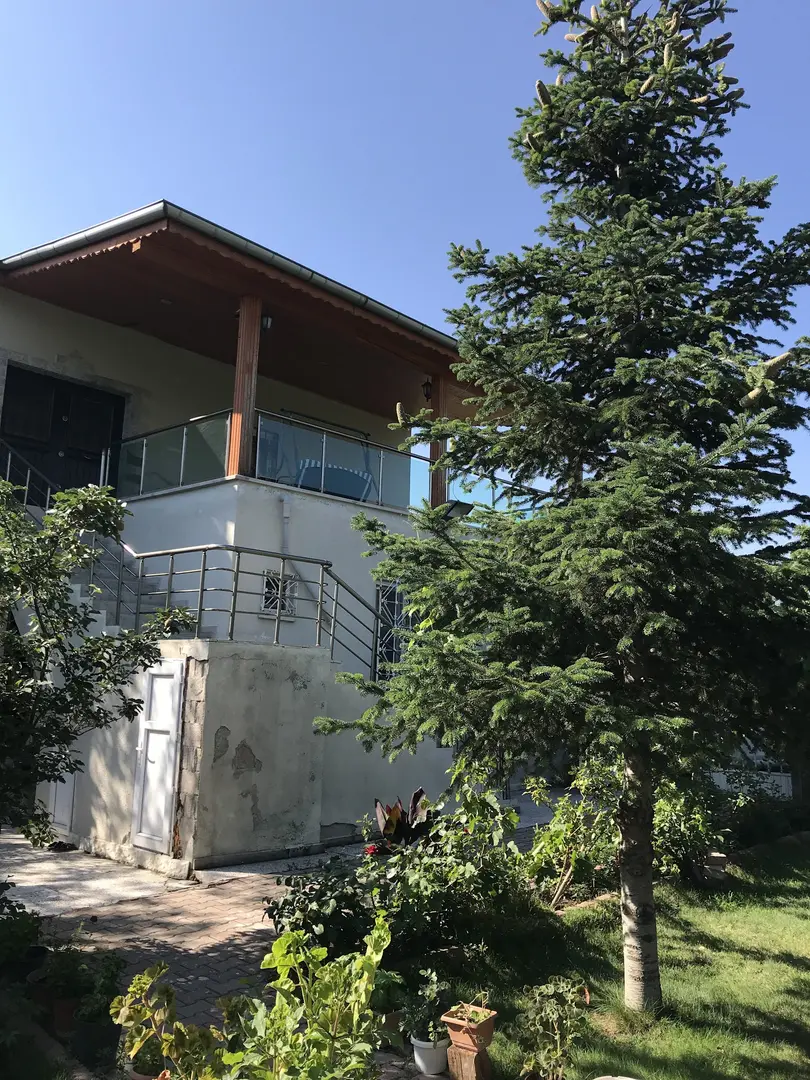 Akşehirlioğlu Bağ Evi