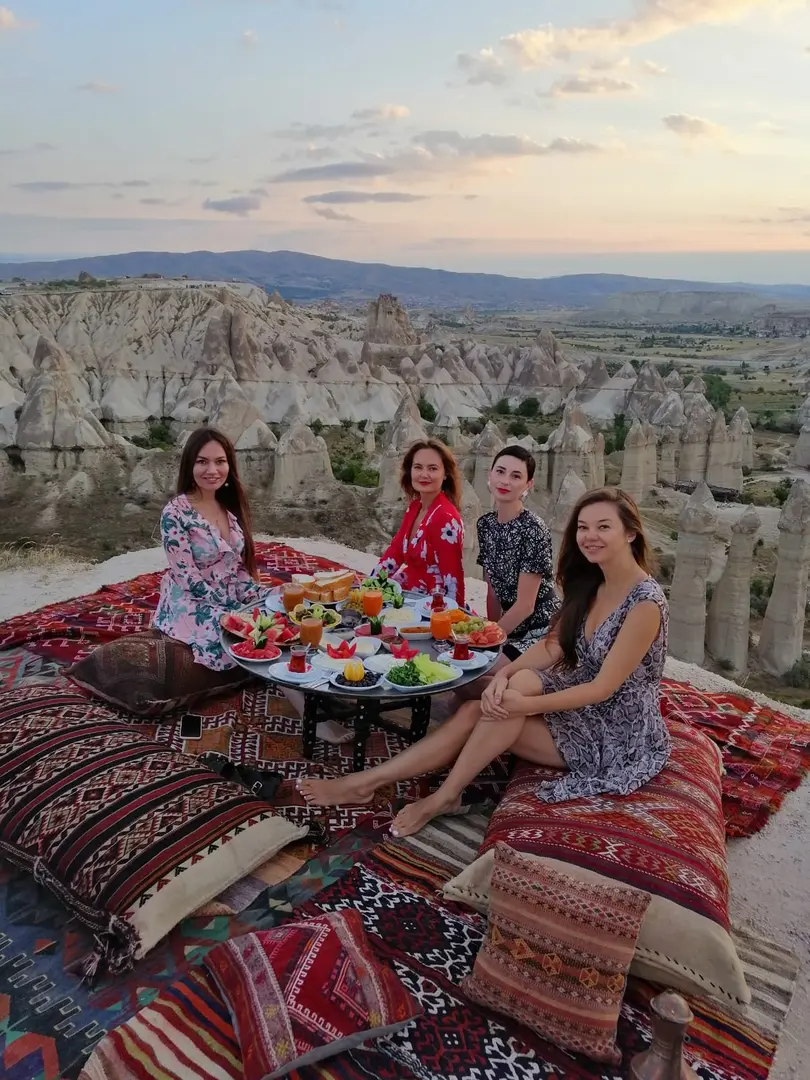 Red Valley Glamping Romantic Tipi - Cappadocia