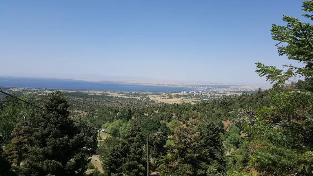 Yakamanastır Tabiat Parkı