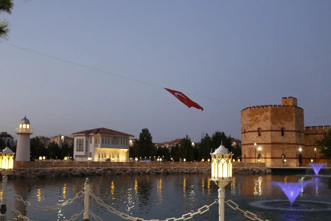 Ecdat Parkı — Konya — küçük resim 5