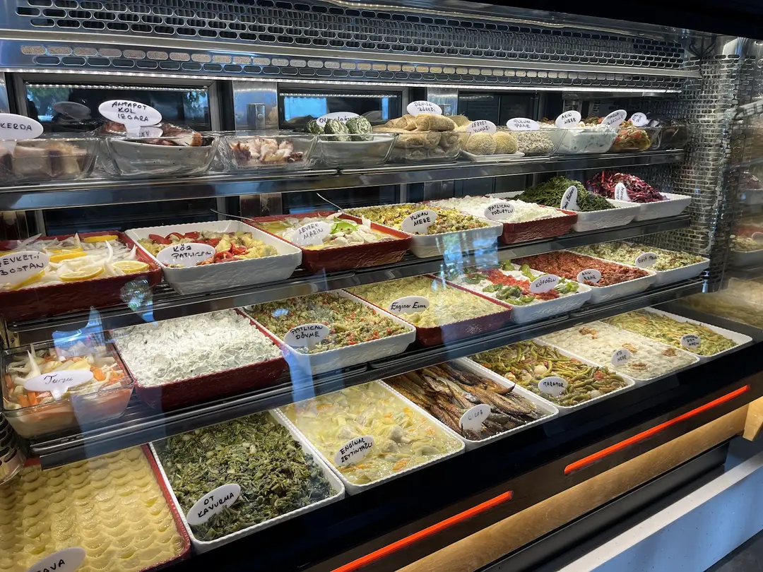 Unaşı, Akın'ın Kamil'in Bağ Evi — İzmir — küçük resim 2