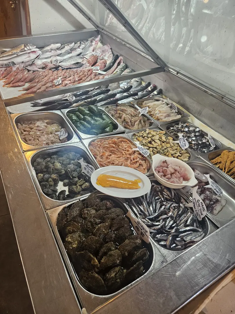 Unaşı, Akın'ın Kamil'in Bağ Evi — İzmir — küçük resim 9