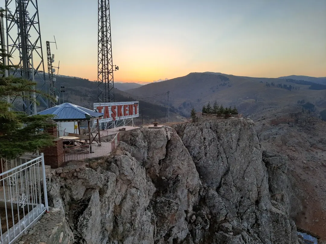 ATABEY GENÇLİK KIBLE KAYASI CAMP CENTER — Konya — küçük resim 3