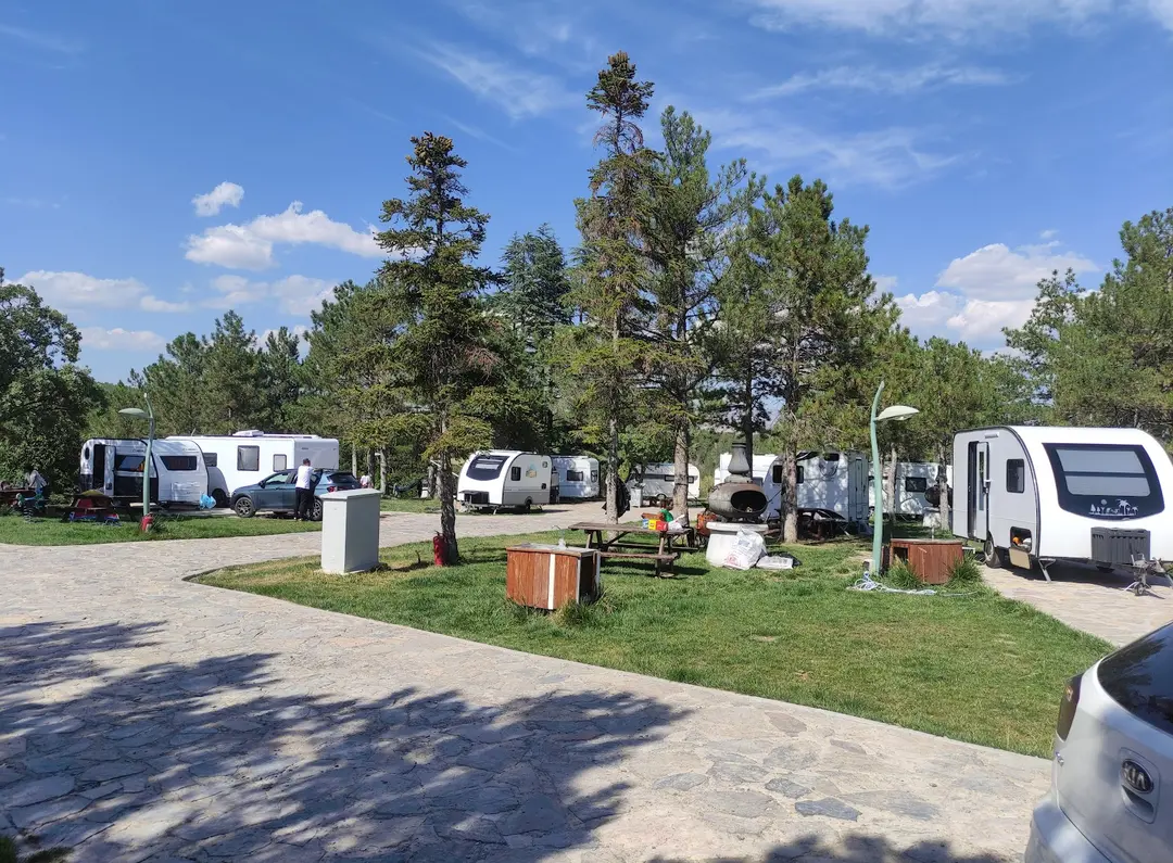 KURTBOĞAZI CARAVAN PARK — Ankara — küçük resim 2