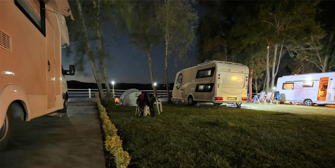 POYRAZLAR CARAVAN CAMPİNG — Sakarya — küçük resim 9
