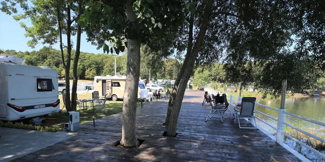 POYRAZLAR CARAVAN CAMPİNG — Sakarya — küçük resim 8