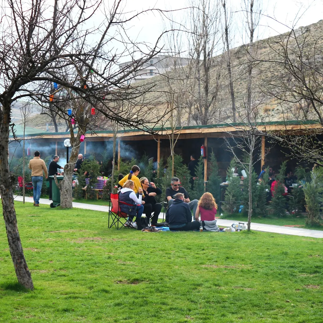 Doğa Park Picnic Area — Ankara — küçük resim 3