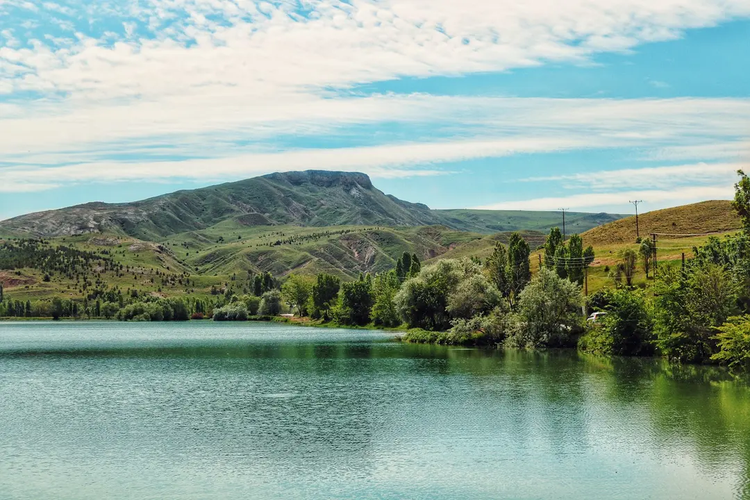 Serpincik Lake — Sivas — küçük resim 9