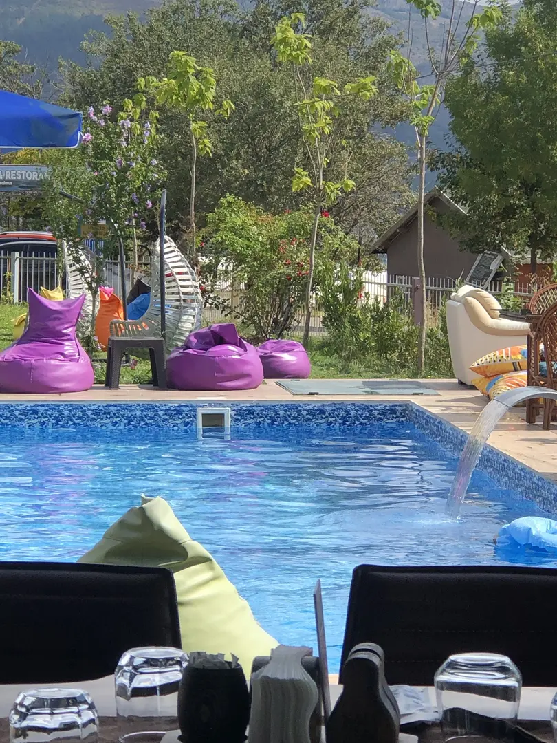 Almus Şehr-i Sefa BUNGALOV OTEL &Alabalık ve Kahvaltı RESTORANT&KAFE &Bar&Havuz — Tokat — küçük resim 3