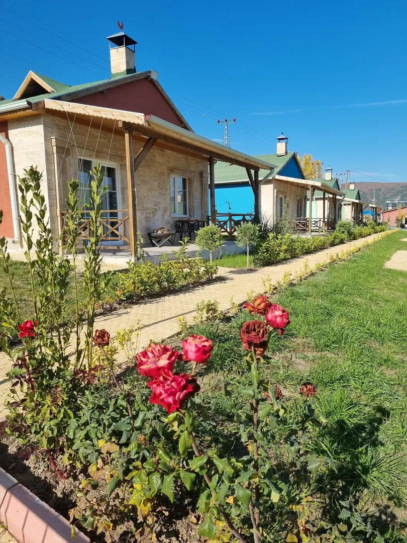 Almus Şehr-i Sefa BUNGALOV OTEL &Alabalık ve Kahvaltı RESTORANT&KAFE &Bar&Havuz — Tokat — küçük resim 5