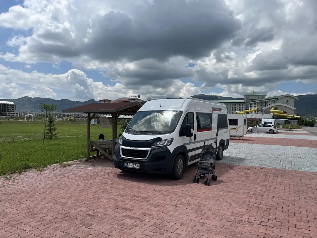 Afyon Belediyesi Karavan Parkı — Afyonkarahisar — küçük resim 4