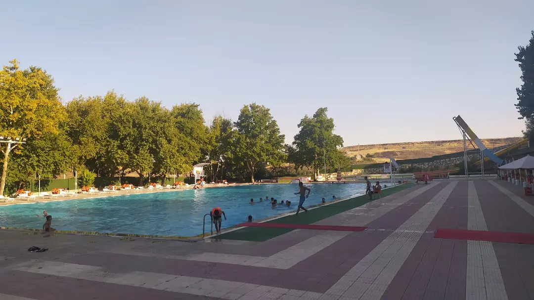 Yeşil Çınar Dinlemle Tesisleri