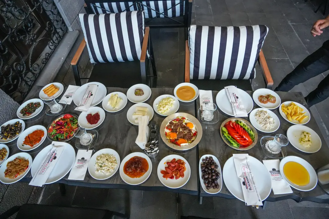Casablanca Glamping Suits — Diyarbakır — küçük resim 3