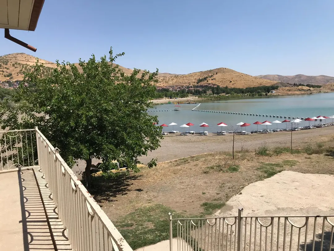 Hazar Lake Nature Park Forest Lodge Houses — Elazığ — küçük resim 3