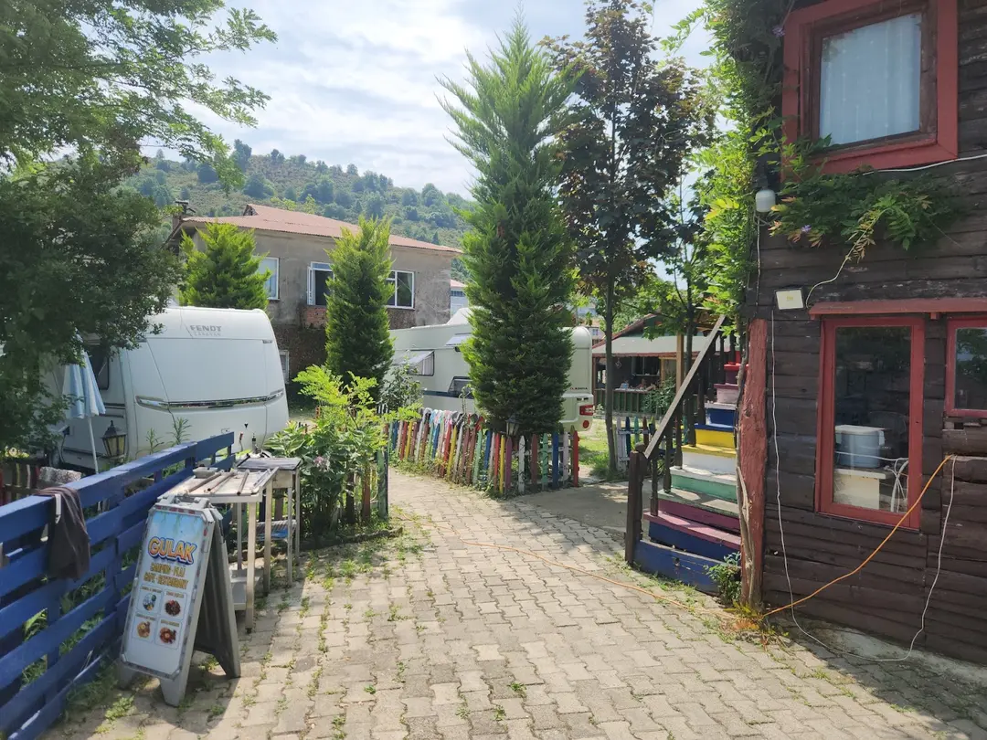 Gulak Camping & Cafe