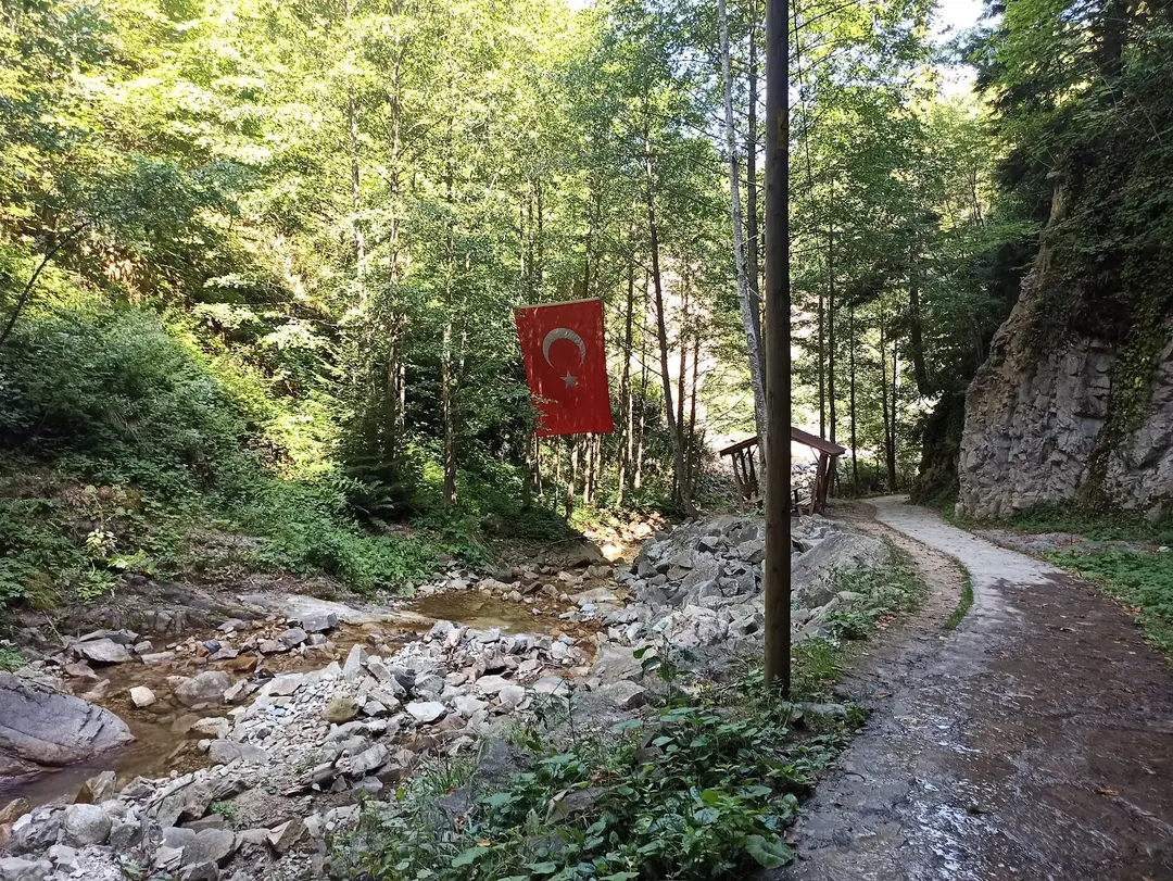 Çağlayandibi Waterfall Nature Park — Gümüşhane — küçük resim 8