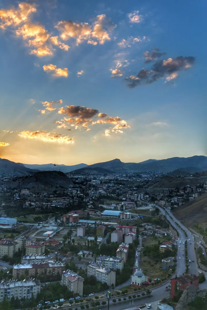 Hakkari Kent Ormanı — Hakkari — küçük resim 7