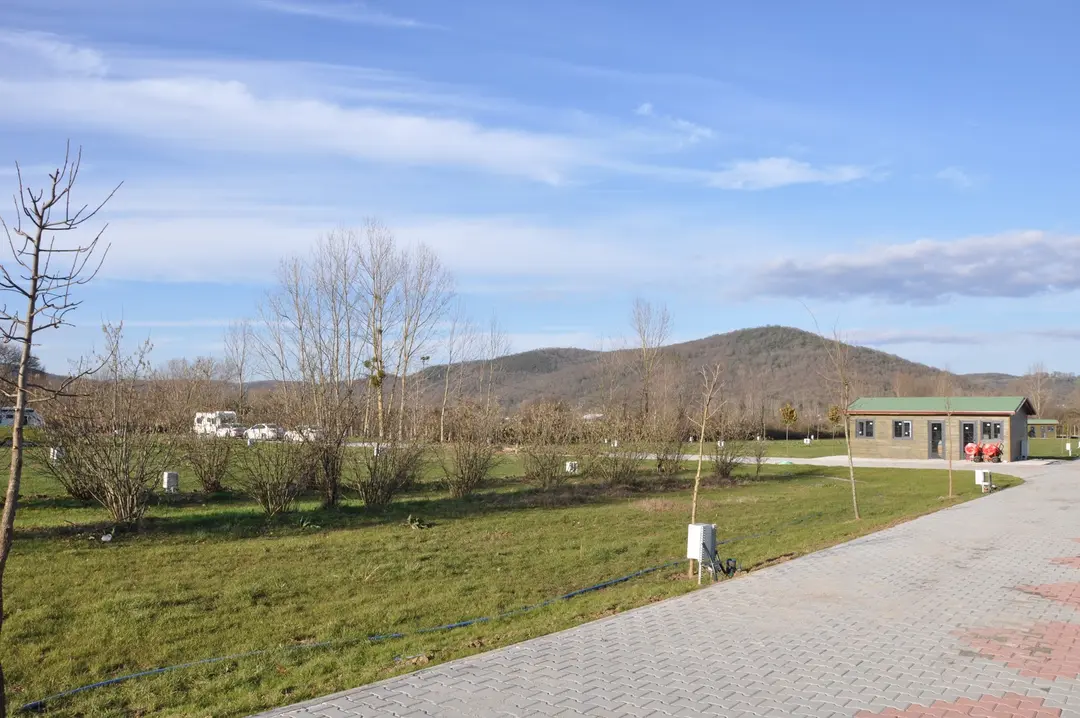 Fava Camp — İstanbul — küçük resim 3