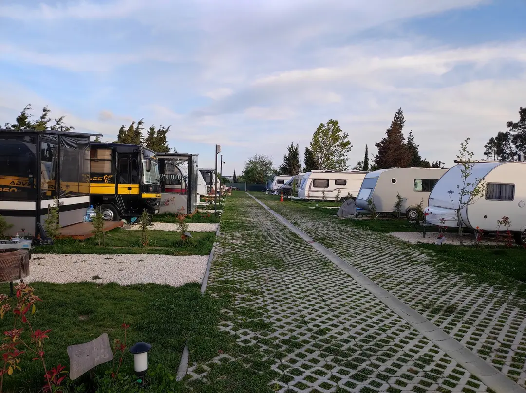 DHARMA KARAVAN KAMP — İstanbul — küçük resim 2