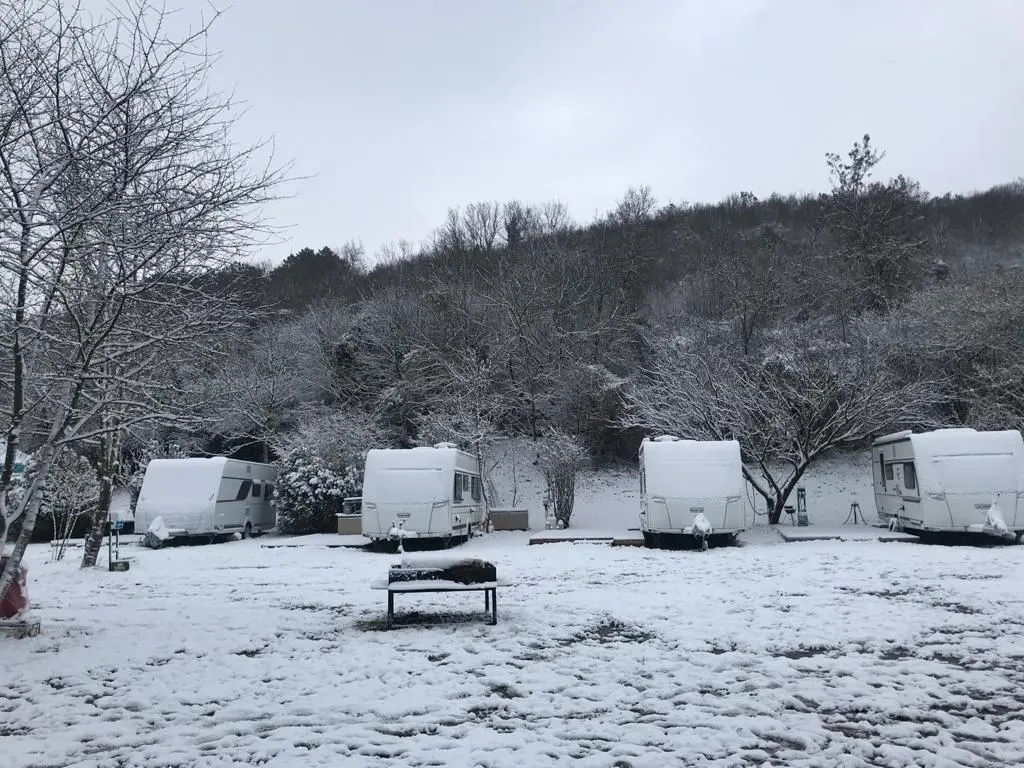 Camperist Caravan Camping Çatalca(Karavan Kampı) — İstanbul — küçük resim 3