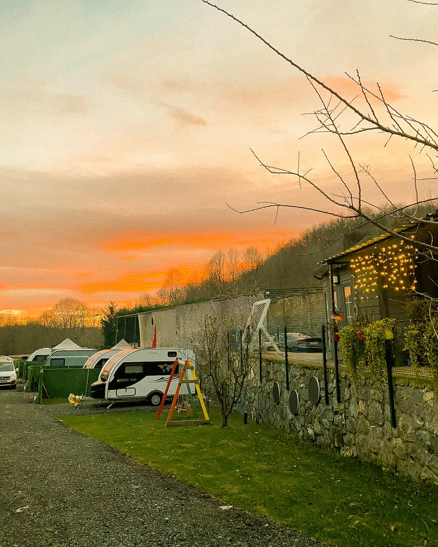Line Art Camping — İstanbul — küçük resim 5