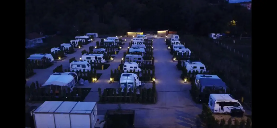 Cüce Karavan Kamping — İstanbul — küçük resim 3