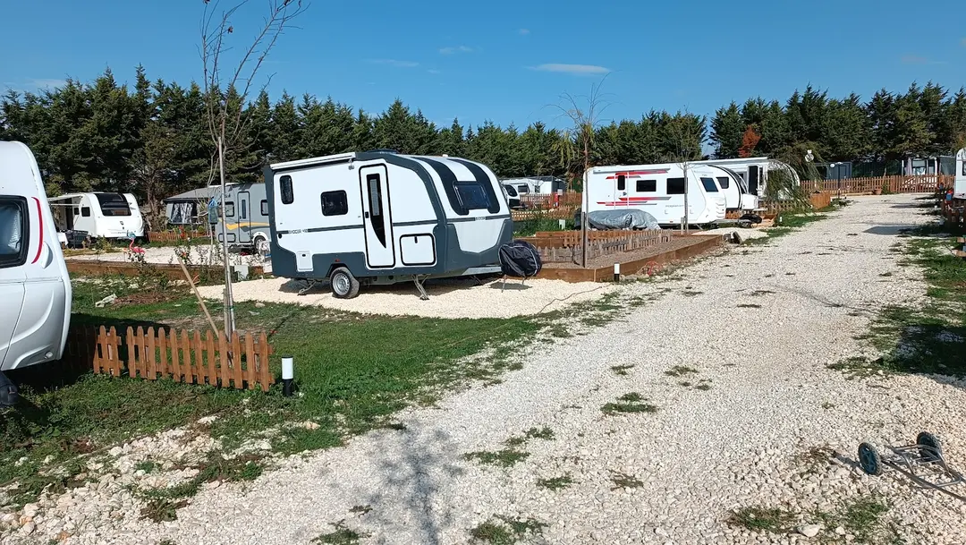 Nakkaş Karavan Kampı — İstanbul — küçük resim 8