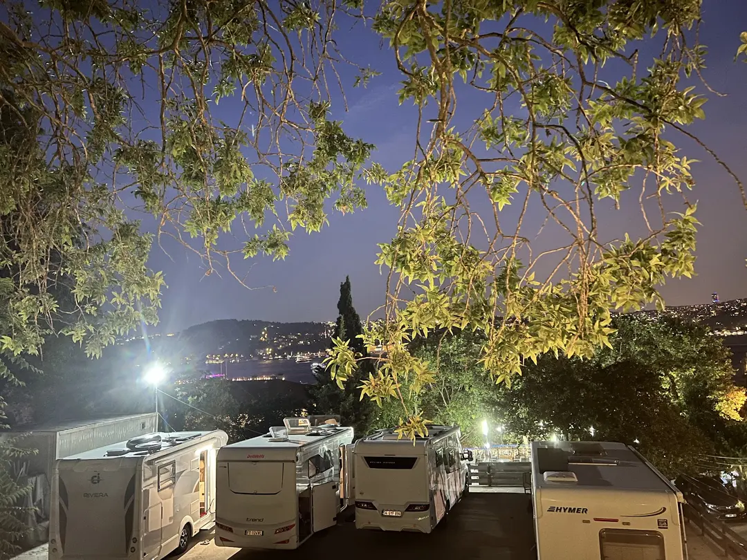 Bosphorus karavan park — İstanbul — küçük resim 2