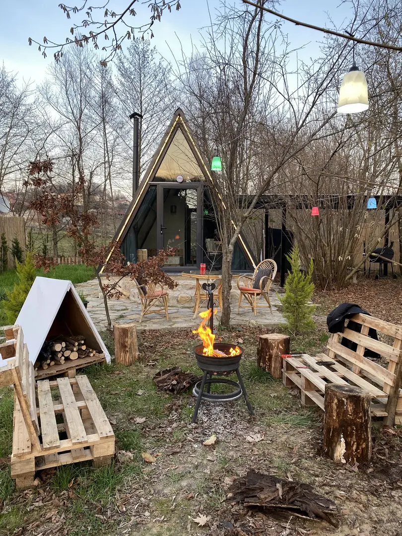 Tiga Sudut Bungalow — İstanbul — küçük resim 5